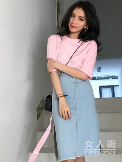 白T+半身裙，直男眼里的女神穿搭